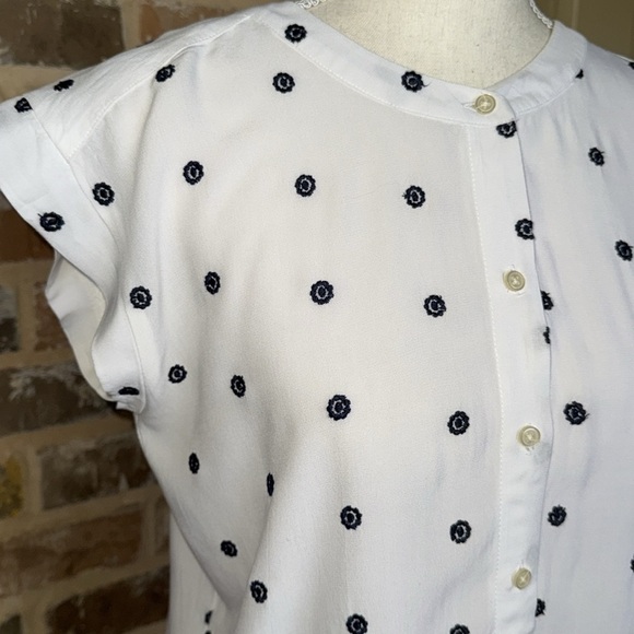 Loft Floral Embroidered Dots Top Cap Sleeve Wrap Pleated Button Up White Navy XS - Picture 5 of 12
